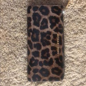 Micheal Kors wallet